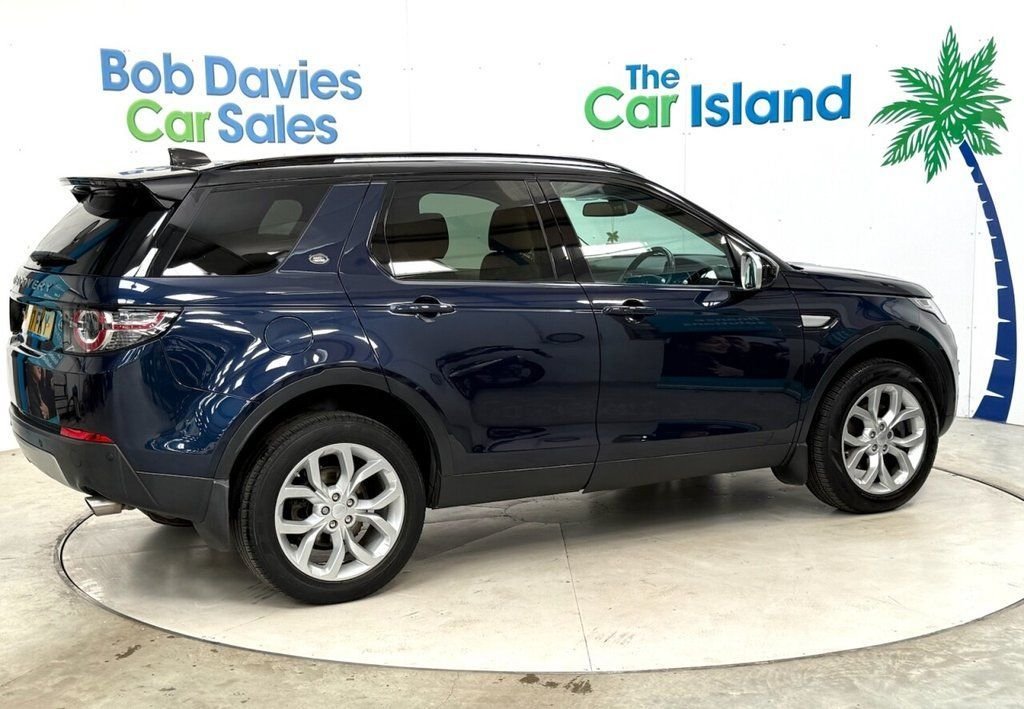 Used Land Rover Discovery Sport 2017 for sale - 76941626: Photo 9