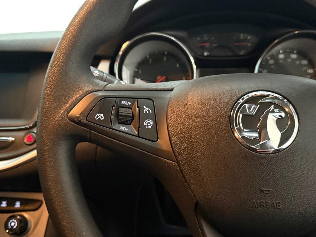 Used Vauxhall Astra 2018 for sale - 76941628: Photo 20