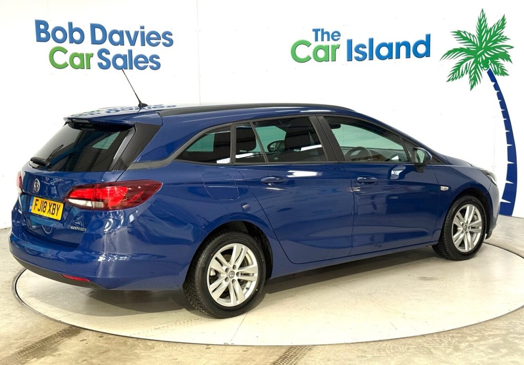 Used Vauxhall Astra 2018 for sale - 76941628: Photo 9