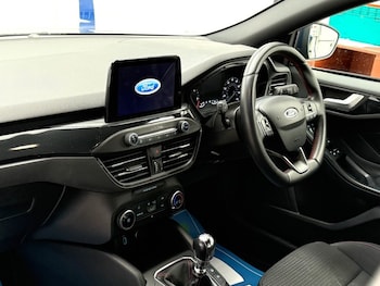 Used Ford Focus 2019 for sale - 78725679: Photo