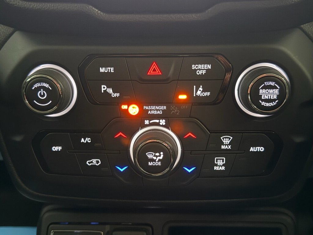 Used Jeep Renegade 2020 for sale - 76417290: Photo 25