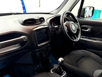 Used Jeep Renegade 2020 for sale - 76417290: Photo