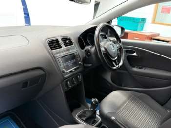 Used Volkswagen Polo 2017 for sale - 74930911: Photo