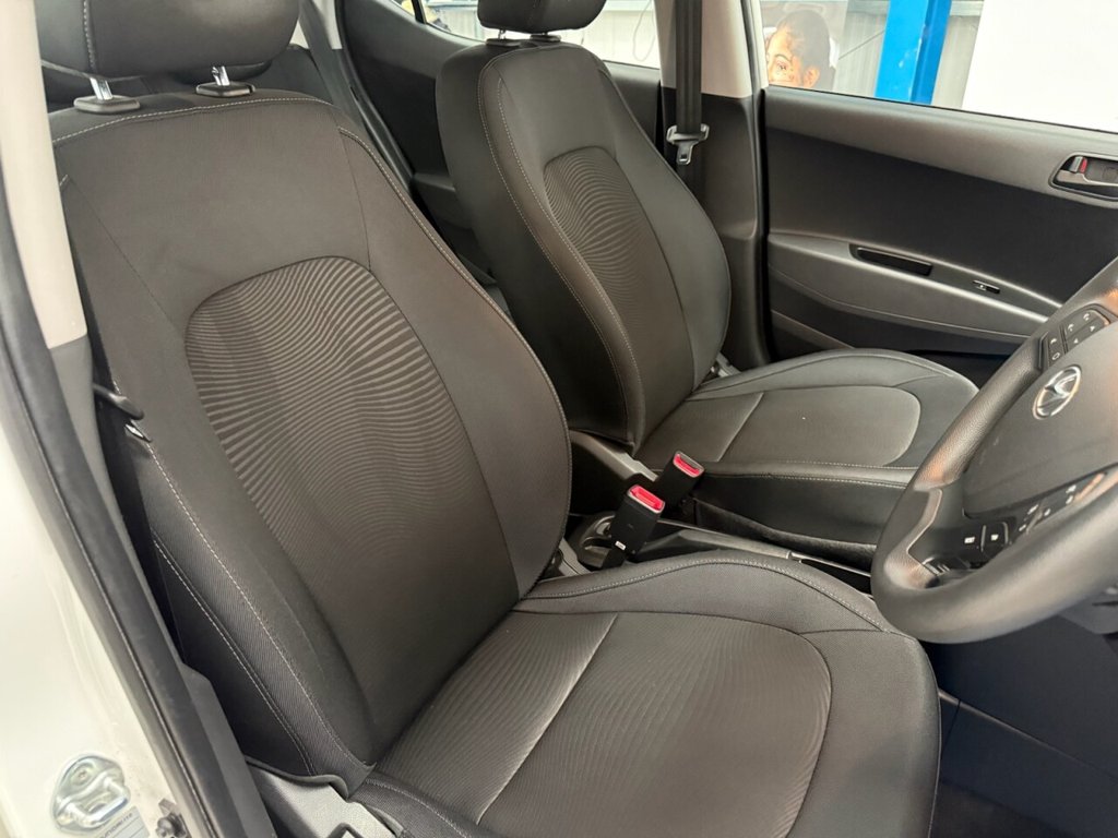 Used Hyundai i10 2017 for sale - 75727420: Photo 12