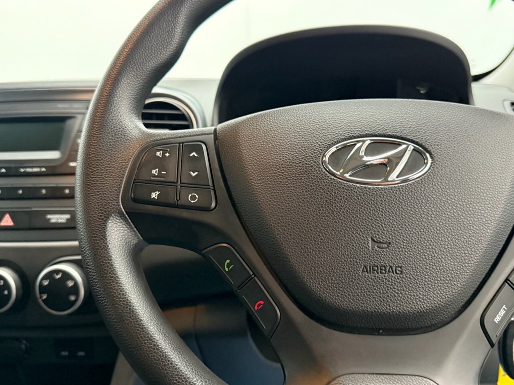 Used Hyundai i10 2017 for sale - 75727420: Photo 15