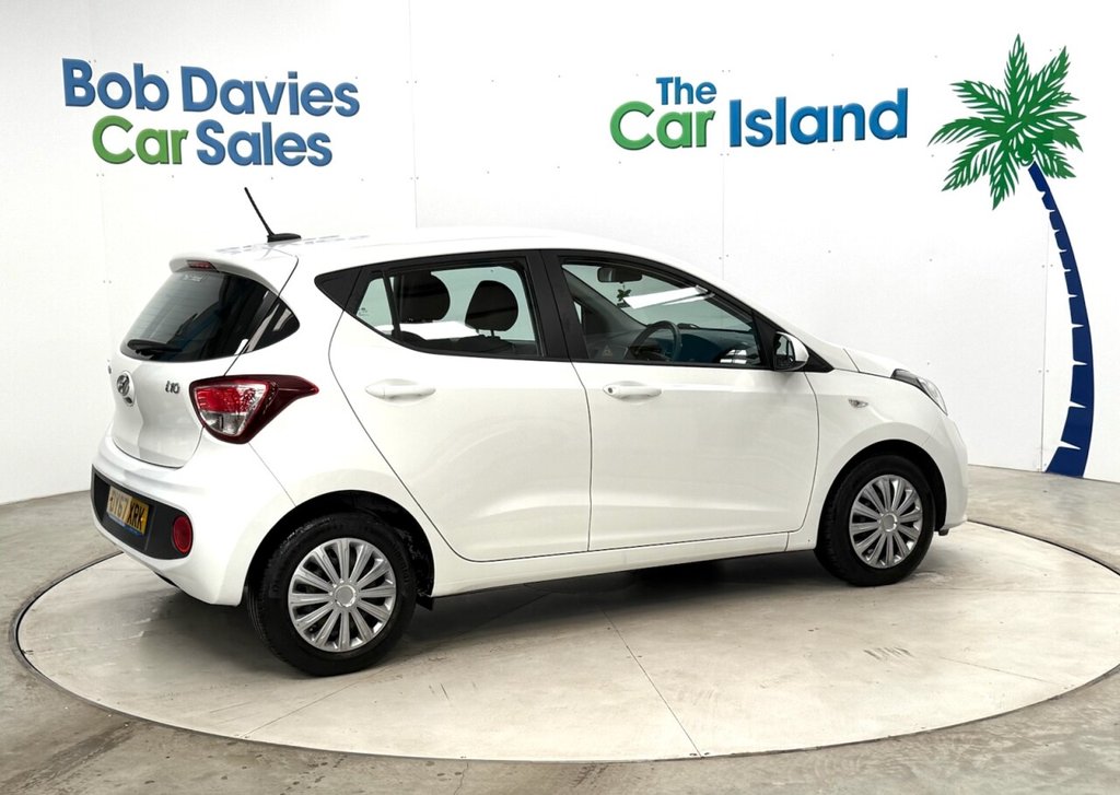 Used Hyundai i10 2017 for sale - 75727420: Photo 9