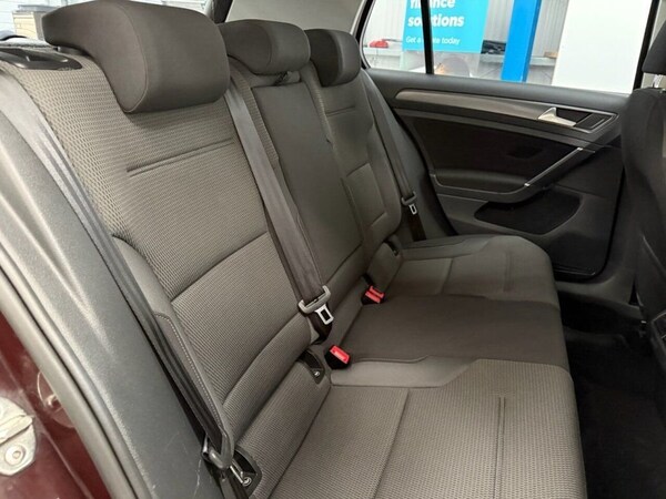 Used Volkswagen Golf 2017 for sale - 76147990: Photo 30