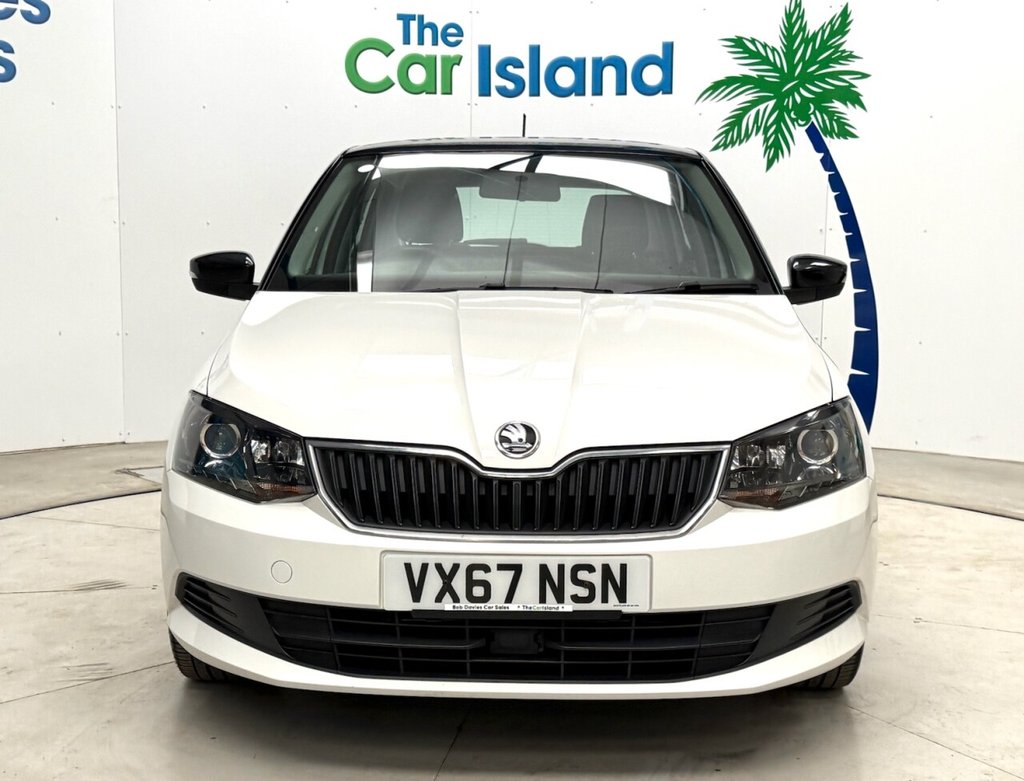 Used Skoda Fabia 2017 for sale - 76698888: Photo 2