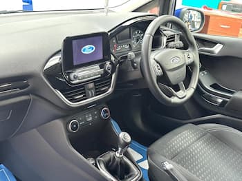 Used Ford Fiesta 2017 for sale - 79843130: Photo