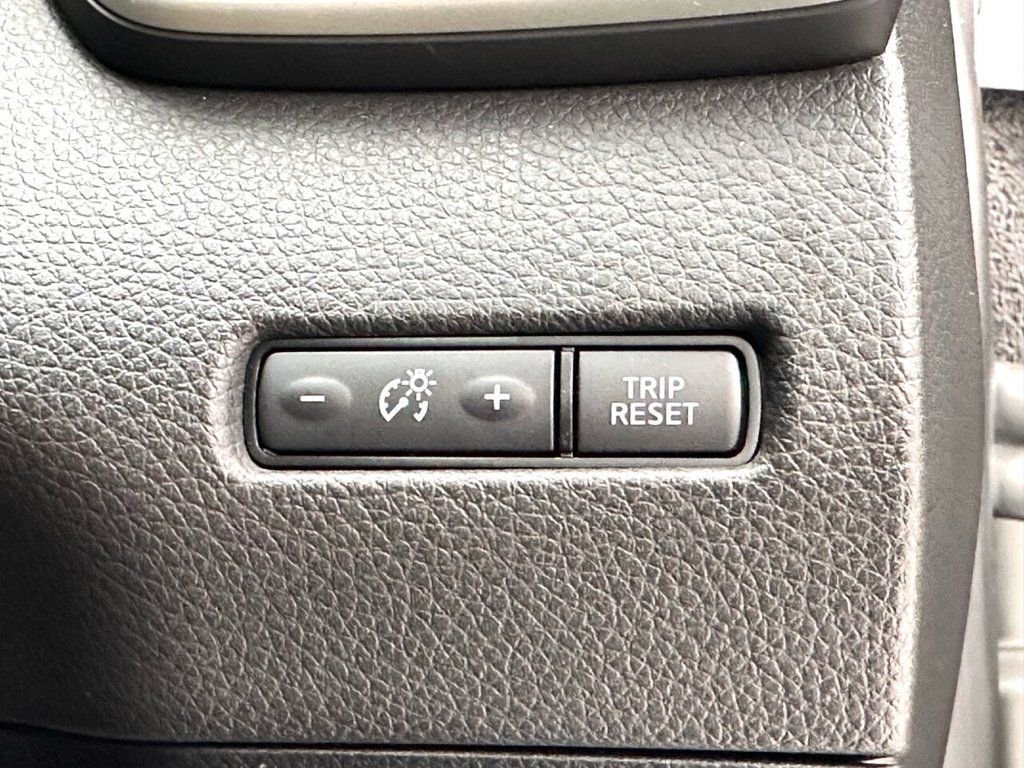 Used Nissan Qashqai 2017 for sale - 77394253: Photo 25