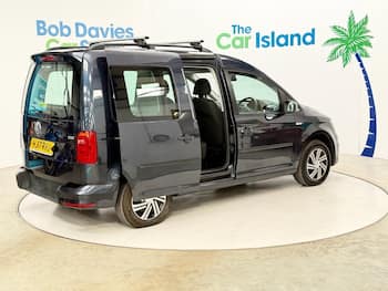 Used Volkswagen Caddy Life 2017 for sale - 79749537: Photo