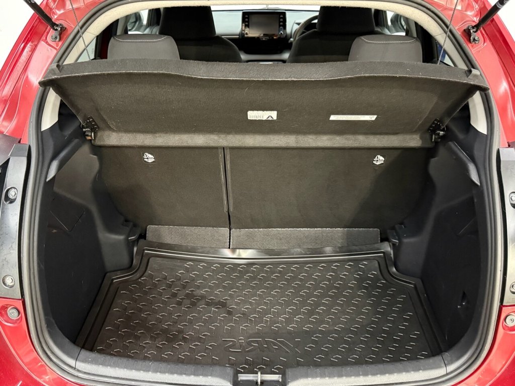 Used Toyota Yaris 2020 for sale - 77451792: Photo 30