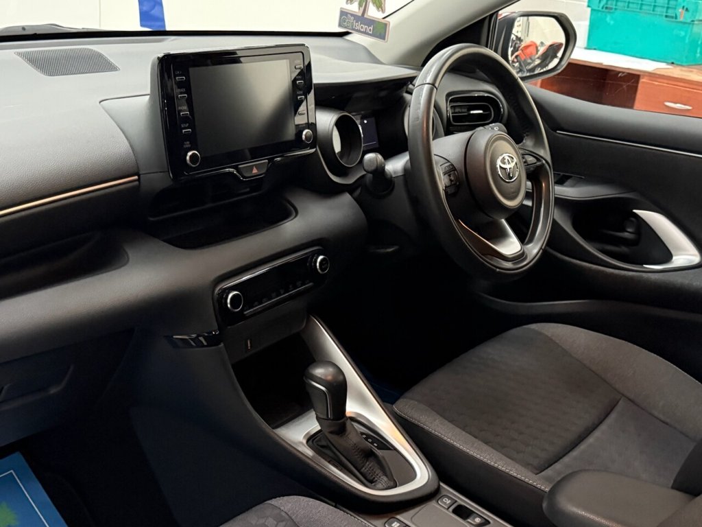 Used Toyota Yaris 2020 for sale - 77451792: Photo 4