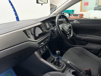 Used Volkswagen Polo 2018 for sale - 79884397: Photo