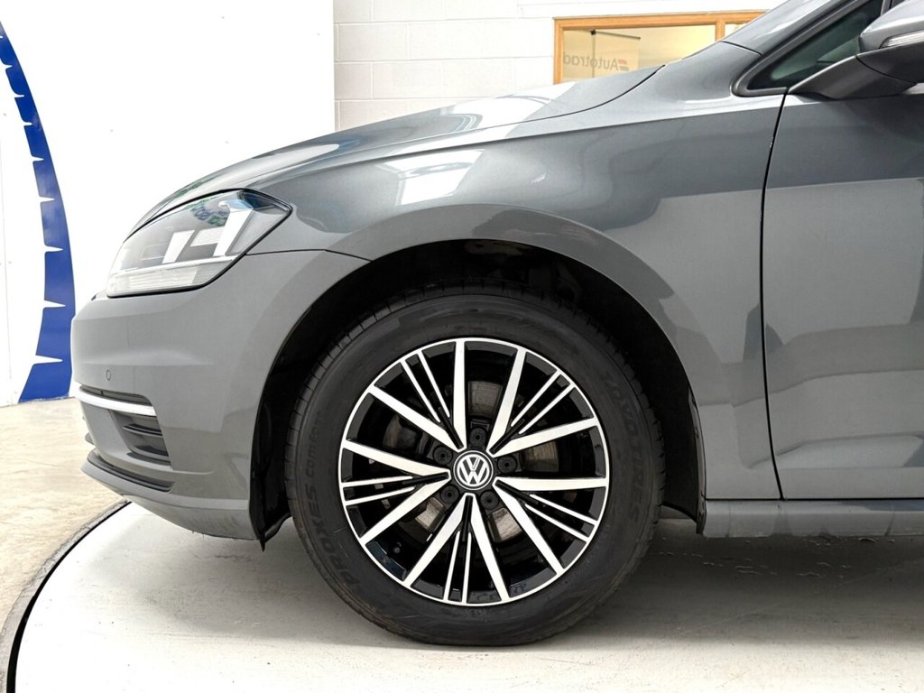 Used Volkswagen Golf 2018 for sale - 78029885: Photo 14