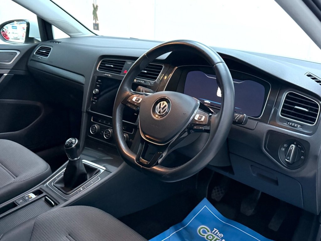 Used Volkswagen Golf 2020 for sale - 76820714: Photo 15