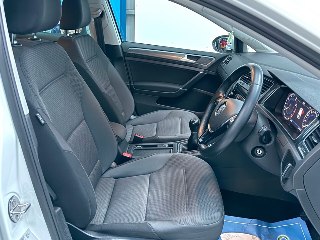 Used Volkswagen Golf 2020 for sale - 76820714: Photo 16