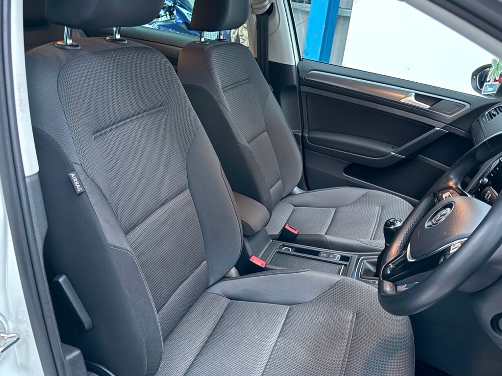 Used Volkswagen Golf 2020 for sale - 76820714: Photo 17