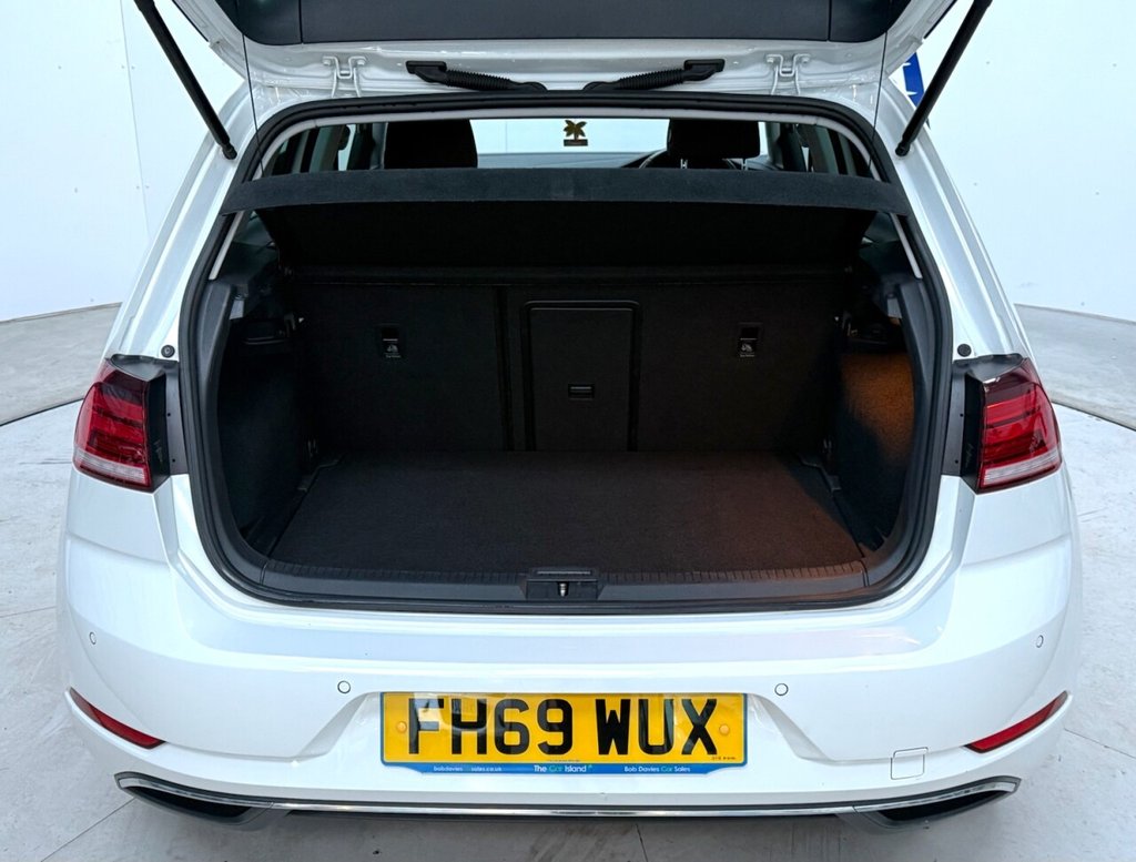 Used Volkswagen Golf 2020 for sale - 76820714: Photo 33