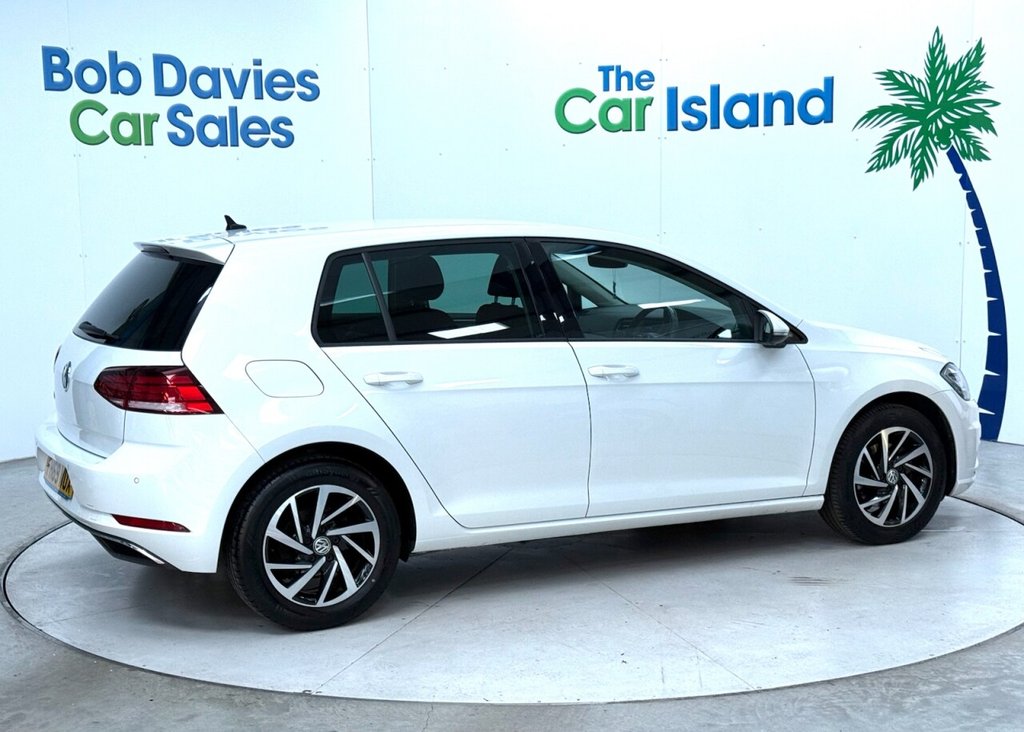 Used Volkswagen Golf 2020 for sale - 76820714: Photo 9