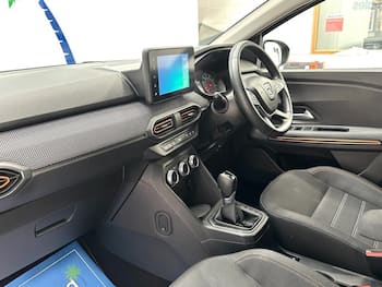 Used Dacia Sandero Stepway 2022 for sale - 79857040: Photo