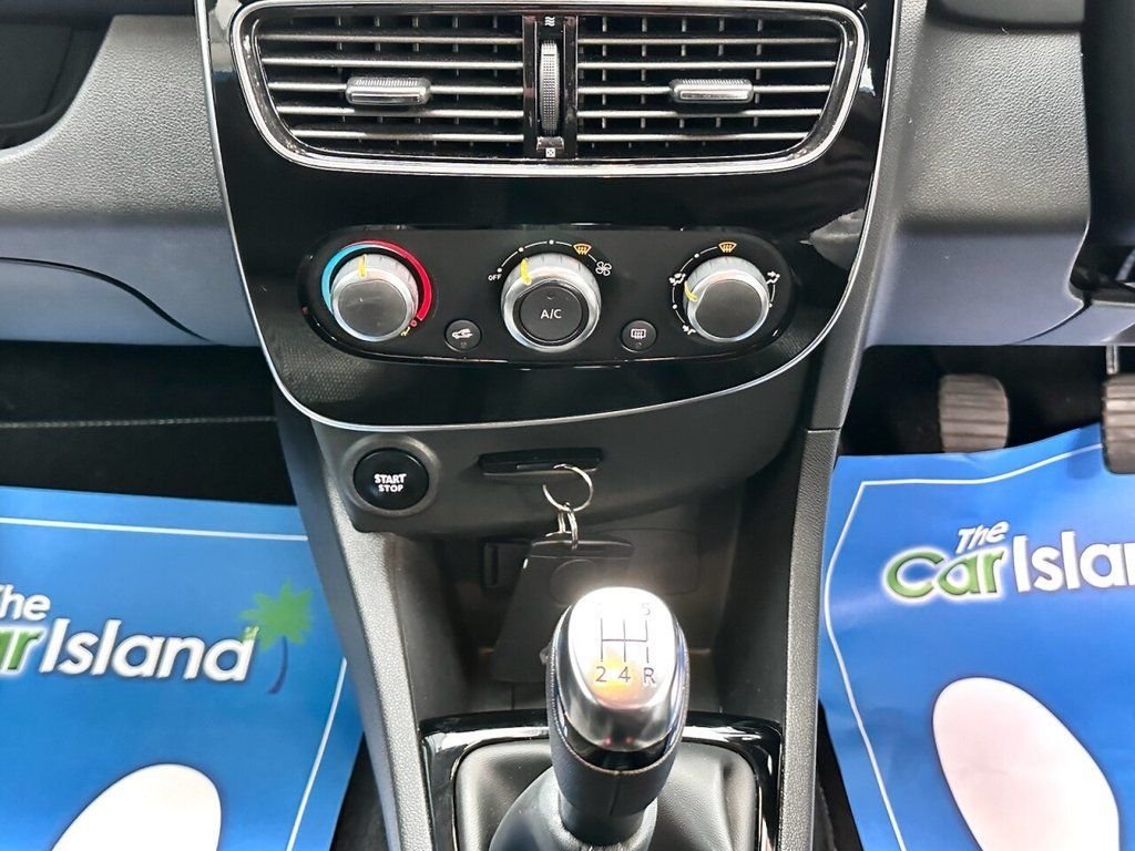 Used Renault Clio 2017 for sale - 77027149: Photo 25