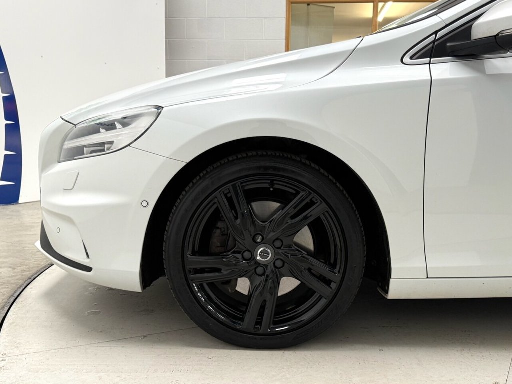 Used Volvo V40 2018 for sale - 77849577: Photo 11