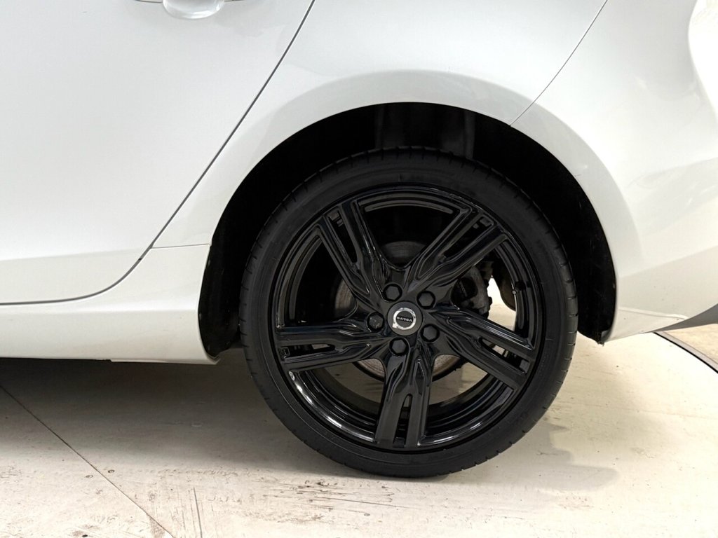 Used Volvo V40 2018 for sale - 77849577: Photo 12