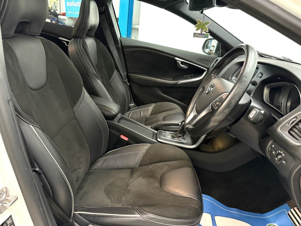 Used Volvo V40 2018 for sale - 77849577: Photo 17