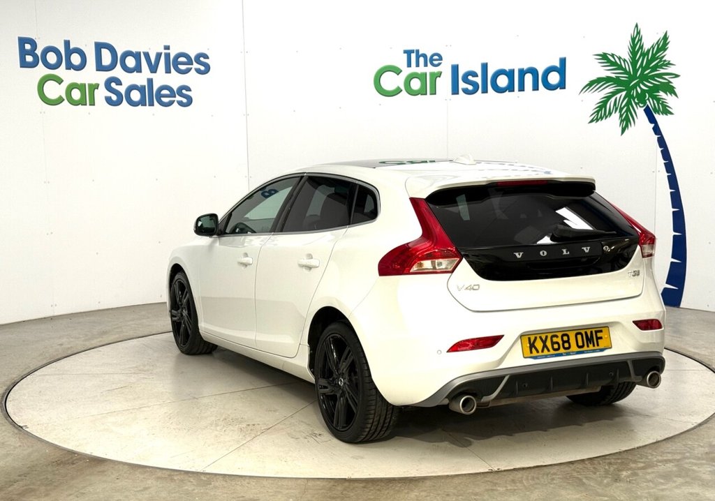 Used Volvo V40 2018 for sale - 77849577: Photo 6