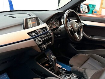 Used BMW X1 2017 for sale - 77692882: Photo