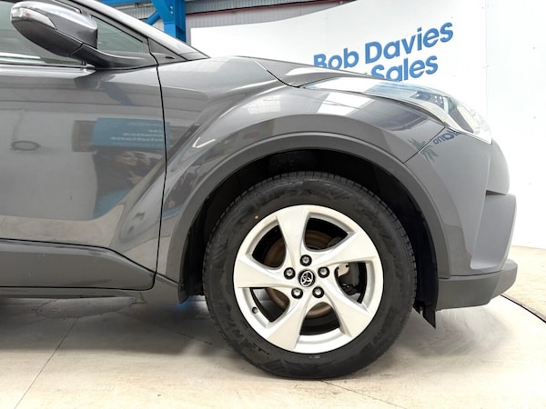 Used Toyota C-HR 2019 for sale - 75573632: Photo 13