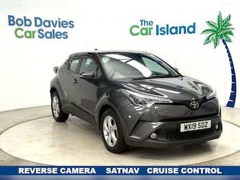 Used Toyota C-HR 2019 for sale - 75573632: Photo