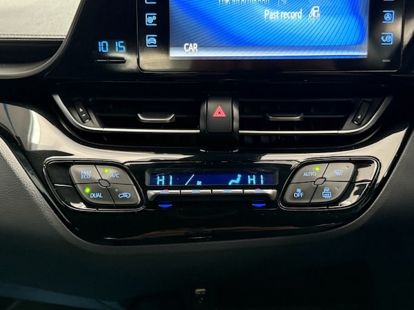 Used Toyota C-HR 2019 for sale - 75573632: Photo 25