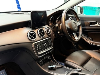 Used Mercedes-Benz GLA 2017 for sale - 76323482: Photo 4