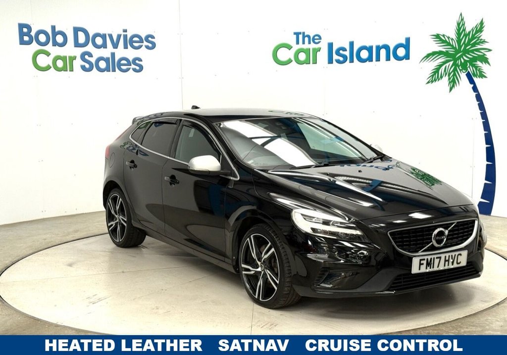 Used Volvo V40 2017 for sale - 76501071: Photo 1