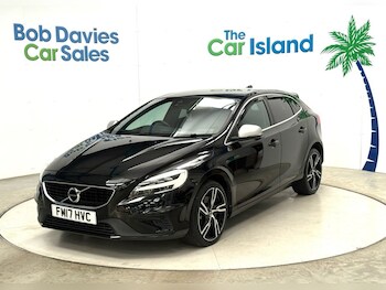 Used Volvo V40 2017 for sale - 76501071: Photo