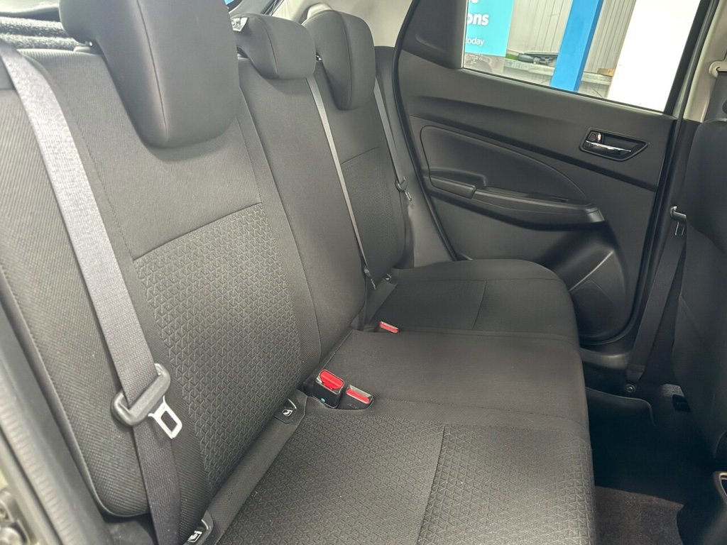 Used Suzuki Swift 2018 for sale - 76496405: Photo 31
