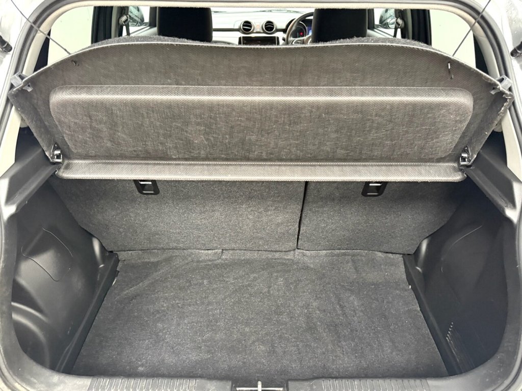 Used Suzuki Swift 2018 for sale - 76496405: Photo 32