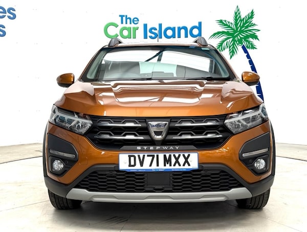 Used Dacia Sandero Stepway 2021 for sale - 75548745: Photo 2