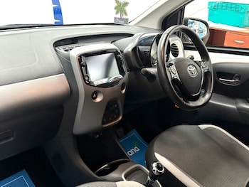 Used Toyota AYGO 2020 for sale - 76345749: Photo