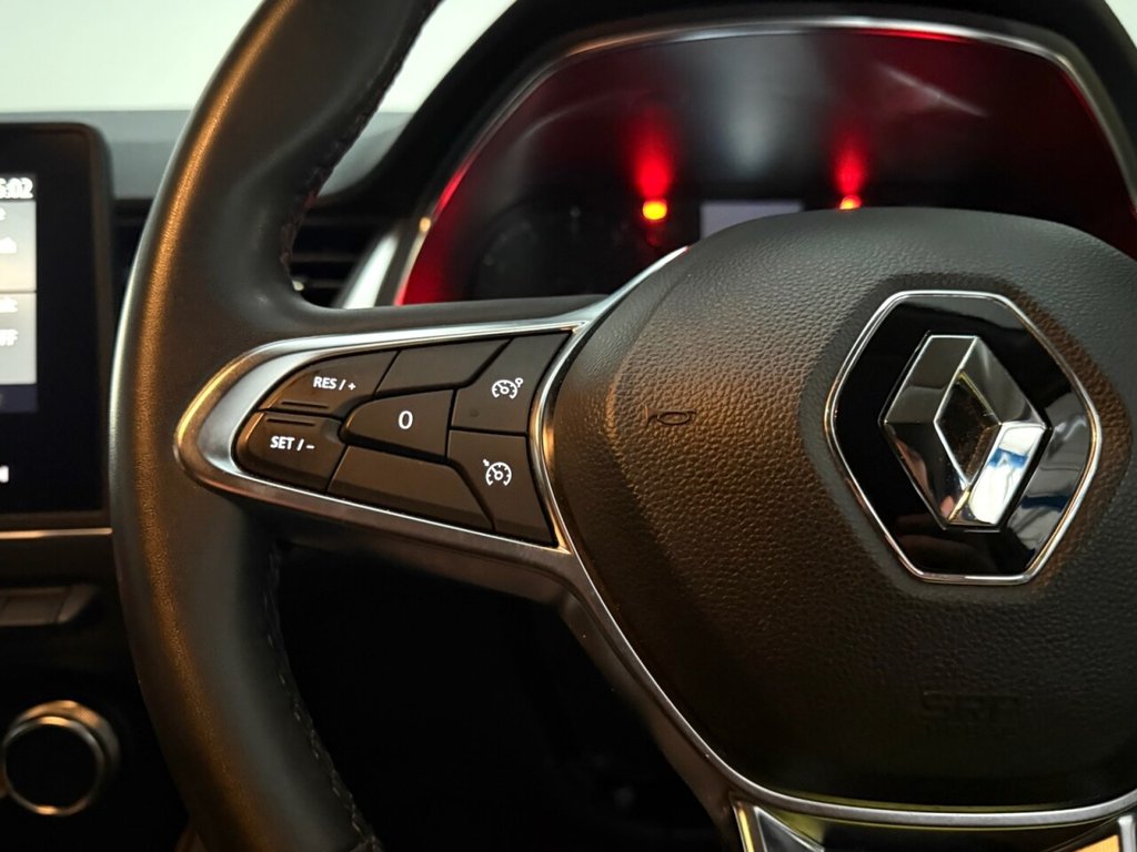 Used Renault Captur 2021 for sale - 76768563: Photo 17