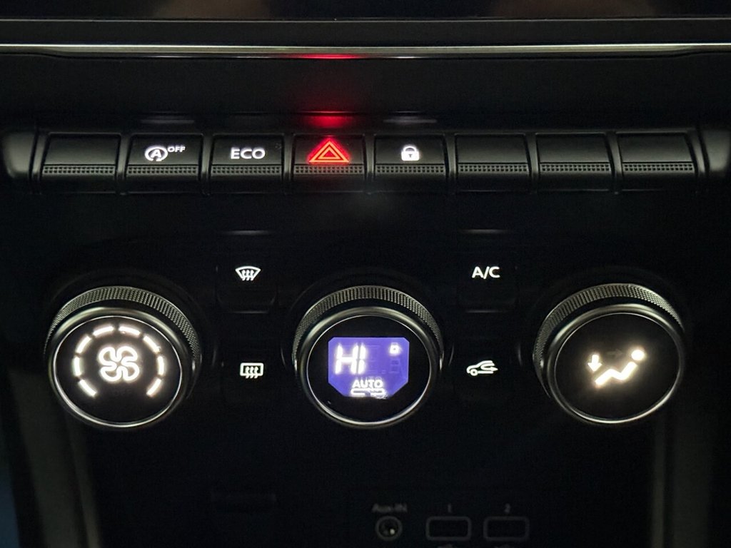 Used Renault Captur 2021 for sale - 76768563: Photo 24