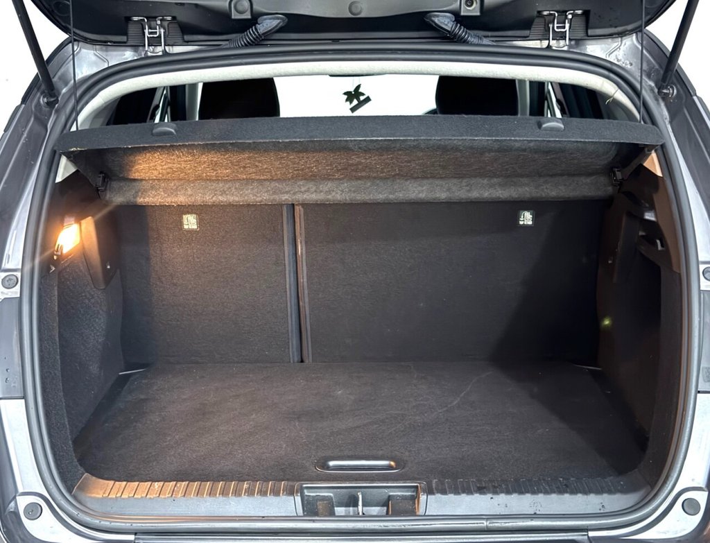 Used Renault Captur 2021 for sale - 76768563: Photo 28