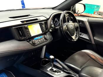 Used Toyota RAV4 2018 for sale - 79804828: Photo