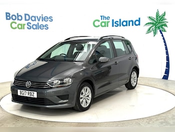 Used Volkswagen Golf SV 2017 for sale - 77953218: Photo