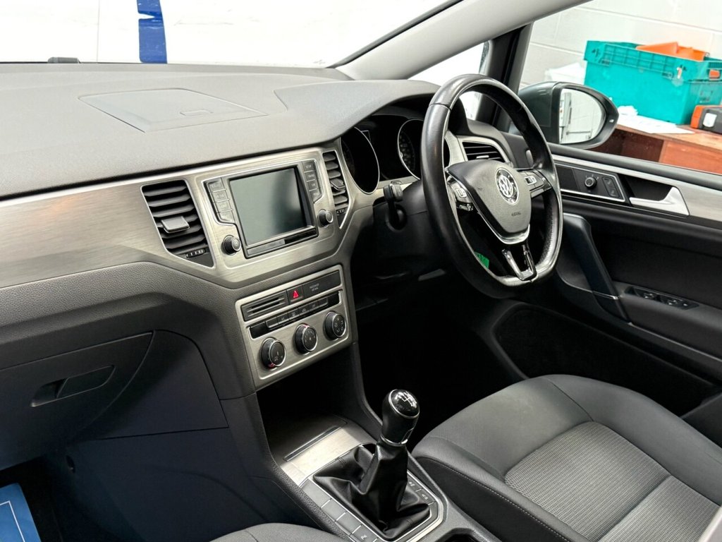 Used Volkswagen Golf SV 2017 for sale - 77953218: Photo 4