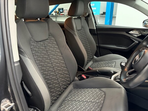 Used Audi A1 2019 for sale - 75597275: Photo 17