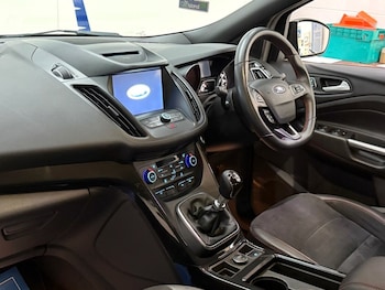 Used Ford Kuga 2019 for sale - 76950380: Photo