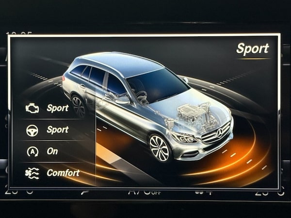 Used Mercedes-Benz C Class 2018 for sale - 76291735: Photo 29